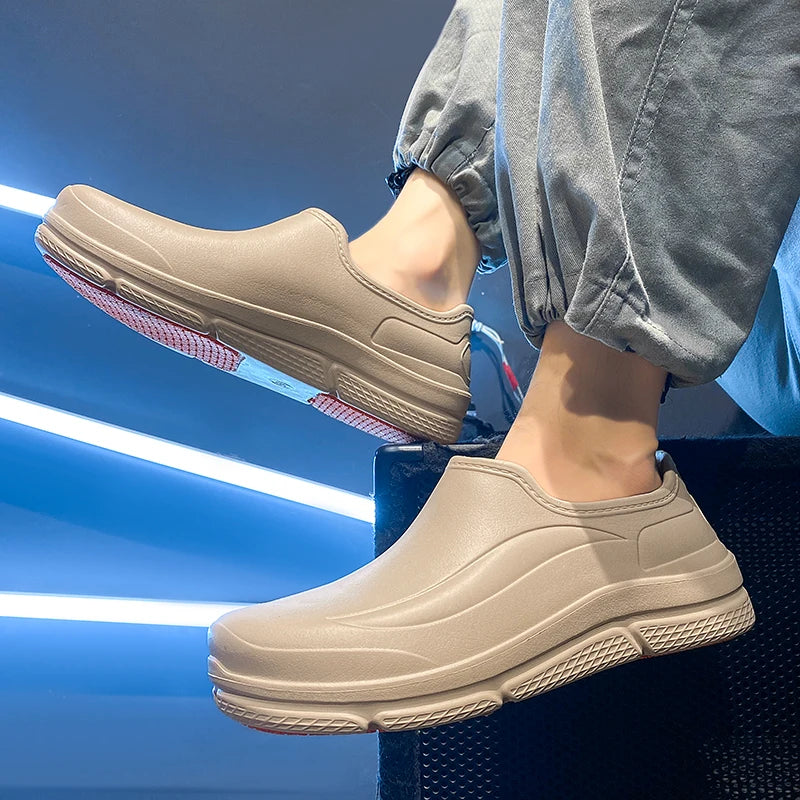 Summer Chef Shoes Anti Slip and Oil Proof Work Shoes Casual Lazy Slippers Soft Comfortable Beach Slippers Sandals Garden Shoes