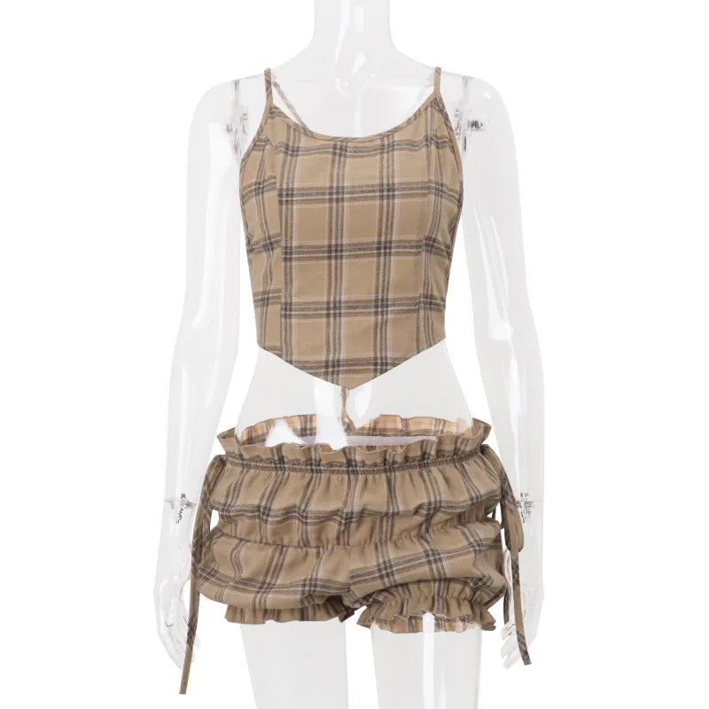Vintage Style Sexy Backless Suspender Top Women's Pleated American Shorts Set