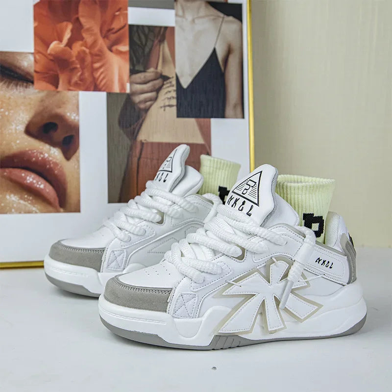 2024 Spring and Autumn Men's Thick Sole Elevated Casual Sports Shoes Fashion Breathable and Durable Running Shoes sneakers men
