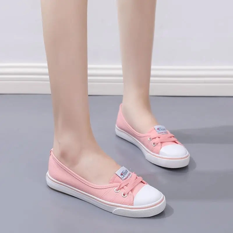 Red Women Footwear Flat Round Toe Black Canvas Ladies Shoes New Arrival 2025 Sale Cheap Vulcanized for Casual Urban 39 Walking A