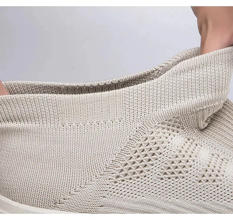 2025 New Men's Casual Sneaker Breathable Ultralight Slip On Shoes Mesh Sock Mouth Jogging Athletic Women Sneakers
