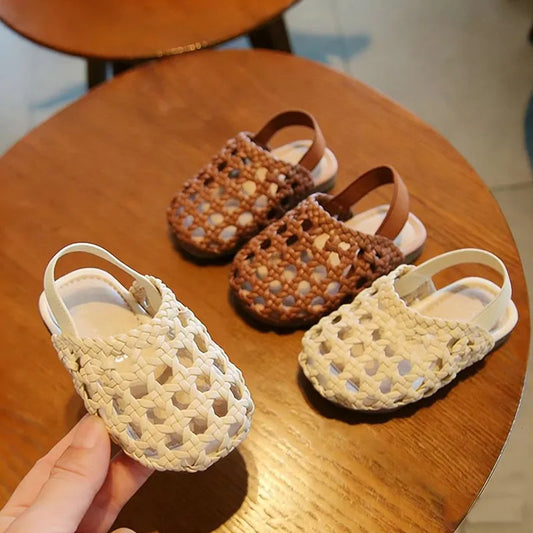 Kids Casual Shoes Weave Trendy Girls Casual Sandals Soild Color Versatile 2026 Brand New Children Fashion Walking Shoes Soft
