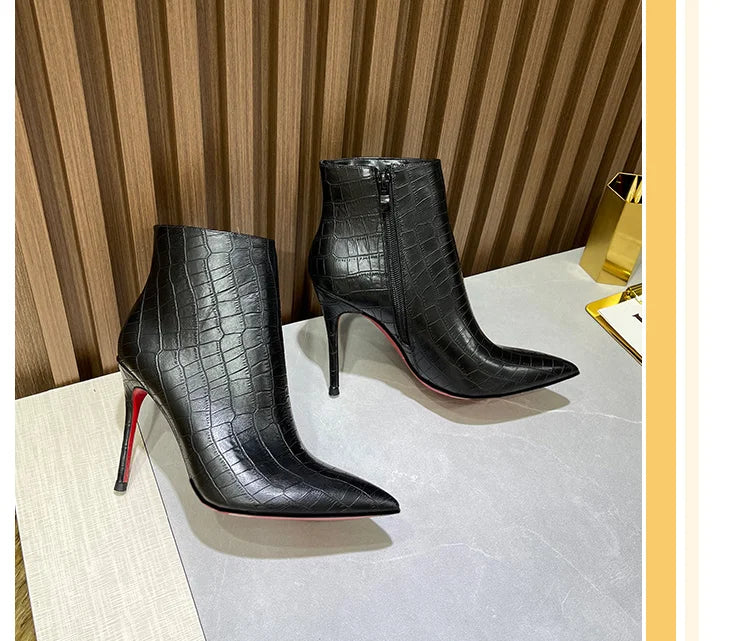 Autumn and winter new turtle patterned short boots, slim high heels, black 10cm, female pointed, slim heels, Shizang bare boots
