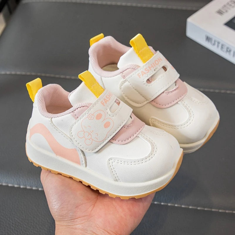 Kids New Fashion Cartoon Casual Shoes 2026 Breathable Non Slip Lightweight Comfortable Design Sneakers Girls Boys Outdoor Shoes