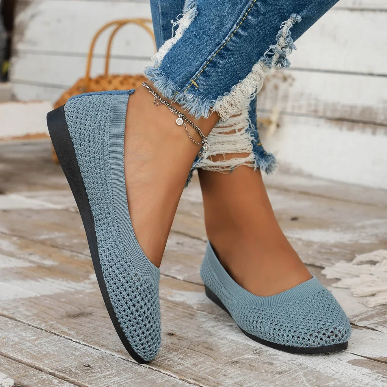Women Round Toe Flat Shoes Solid Color Knitted Slip on Shoes Casual Breathable Ballet Flats Women Mesh Flat Shoes Loafers Woman