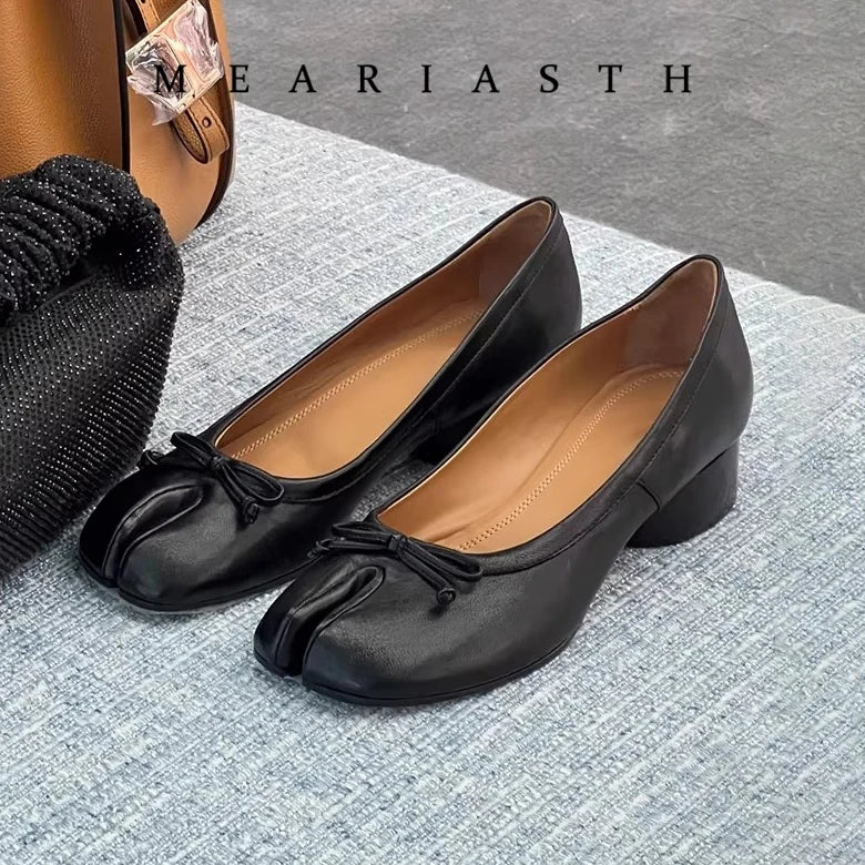Slip-On Cylindrical Heel Tabi Pumps Bowknot Split Toe High Heels for Women Handmade Multi-Color Novelty Design Leather Shoes New
