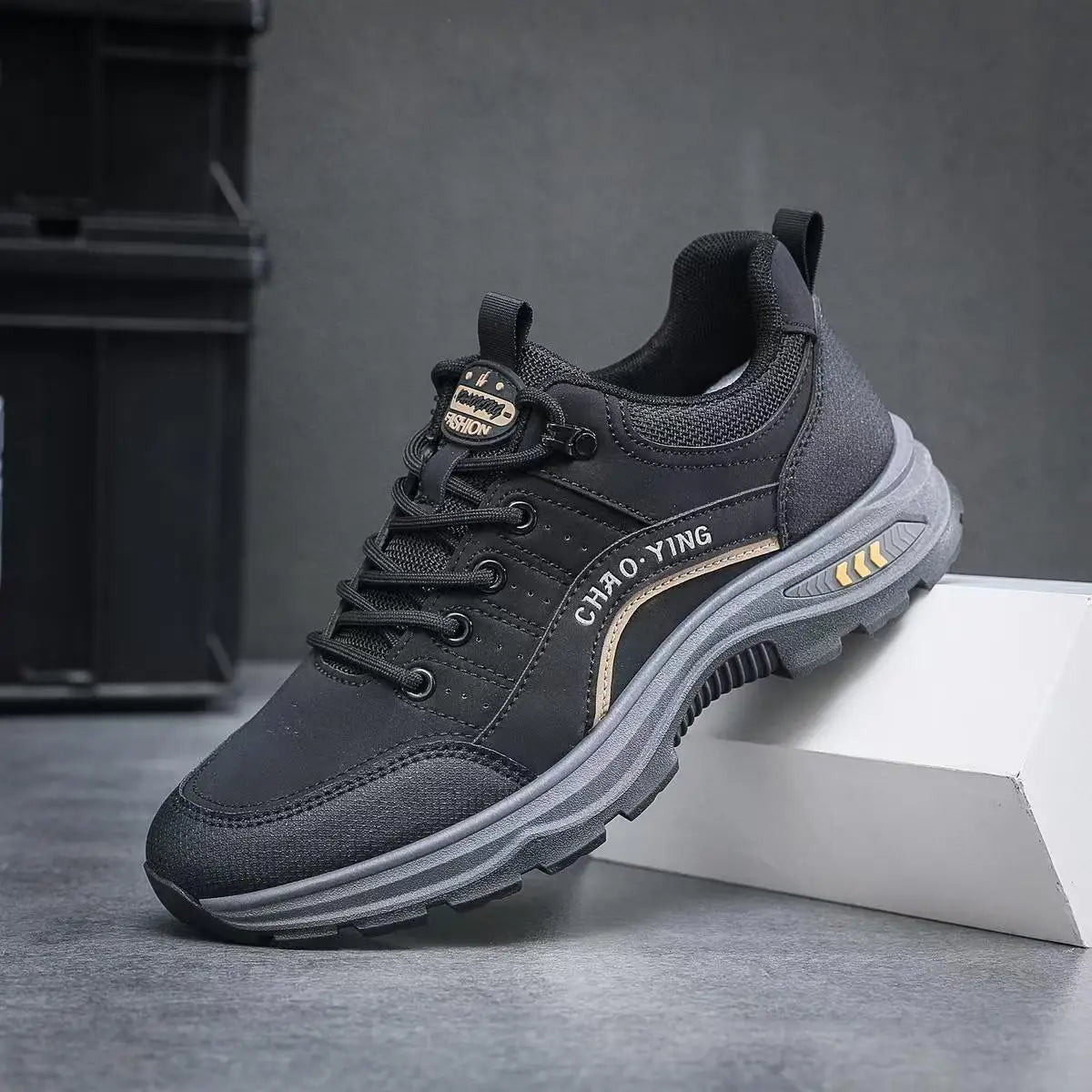 Men's new sports running shoes breathable anti slip casual  sneaker outdoor walking training shoes for male students and men