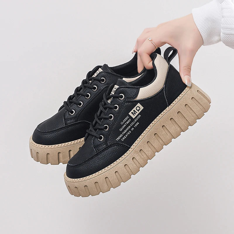 2026 New Style Women's Spring Casual Shoes Campus Style Student Designer Platform Shoes Fashion Women Versatile Leather Sneakers