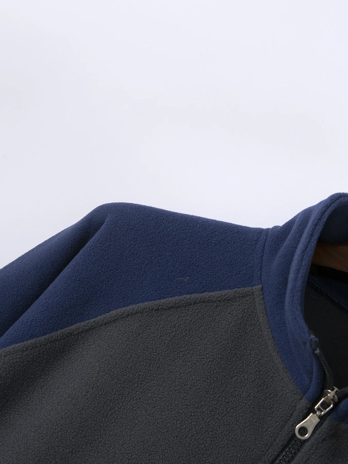 2024 New Half Zipper Tactical Jackets Men's Winter Warm Fleece Sweatshirts Outdoor Hunting Shooting Patchwork Pullover Coats Men