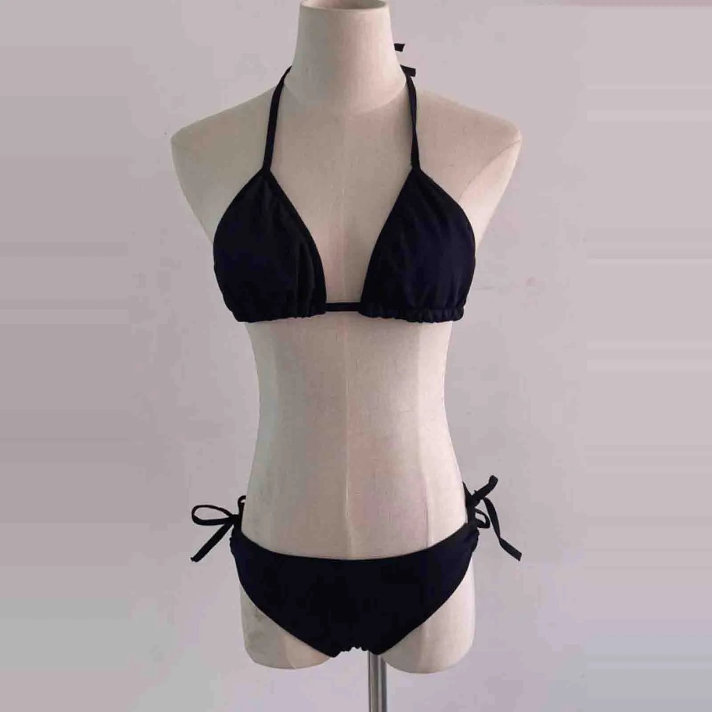 2 Pcs/Set Bikini Set Sexy Bikinis New Solid Color Halter Neck Strap Thong Swimwear Bathing Suit Women Swimsuit Set for Beach