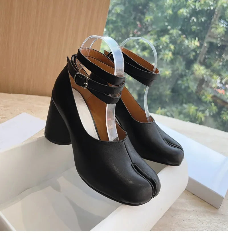 Vintage Spring Fashion Slipt Toe Tabi Women Pumps Chunky Round Heeled Ankle Strap High Heels Patent Leather Party Shoes