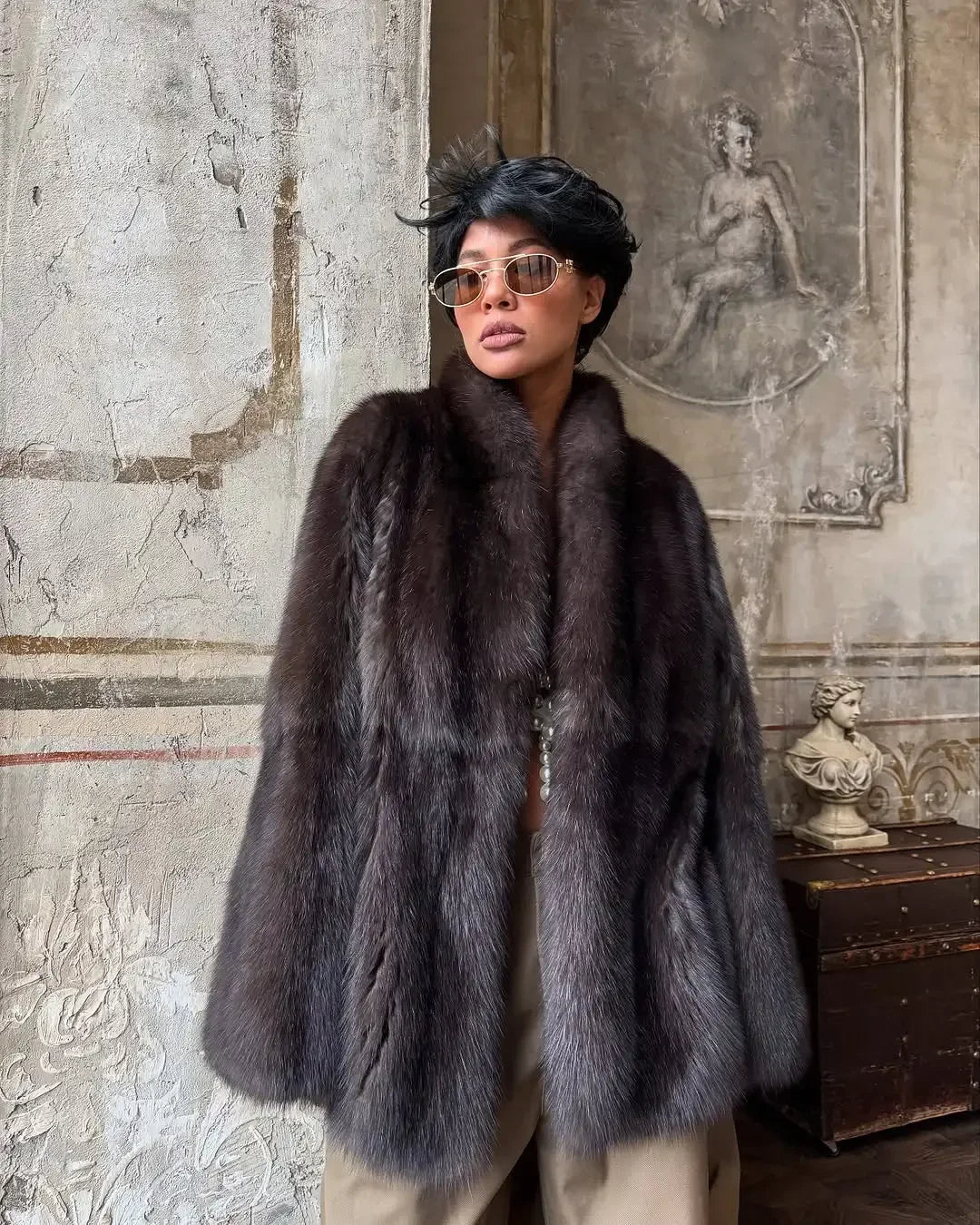 Women Thick Faux Fur Coat Lapel Hidden Button Loose  elegant lady Outerwear 2025 Fashion Female Street Commute Overcoat New