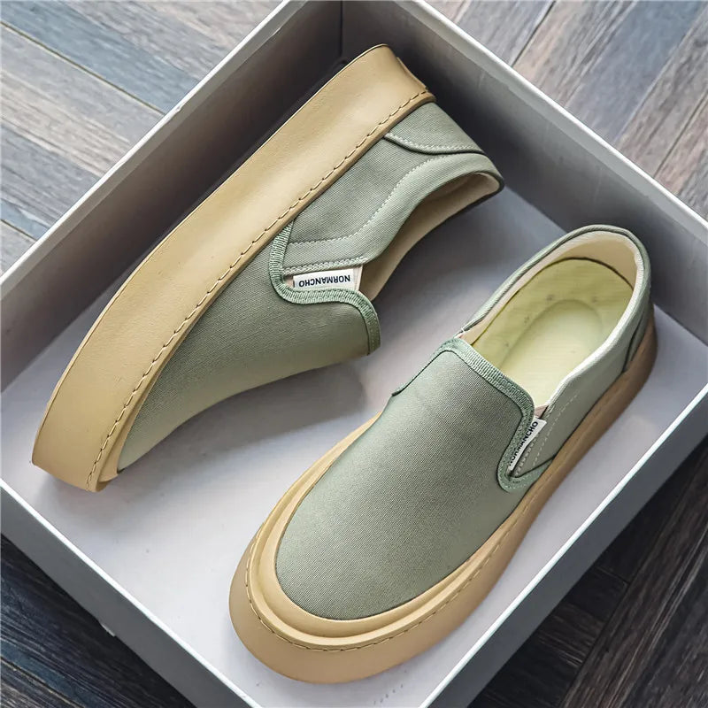 New Arrival Low Price Mens Breathable High Quality Casual Shoes Solid Color Canvas Casual Shoes Slip On Men Fashion Flats Loafer