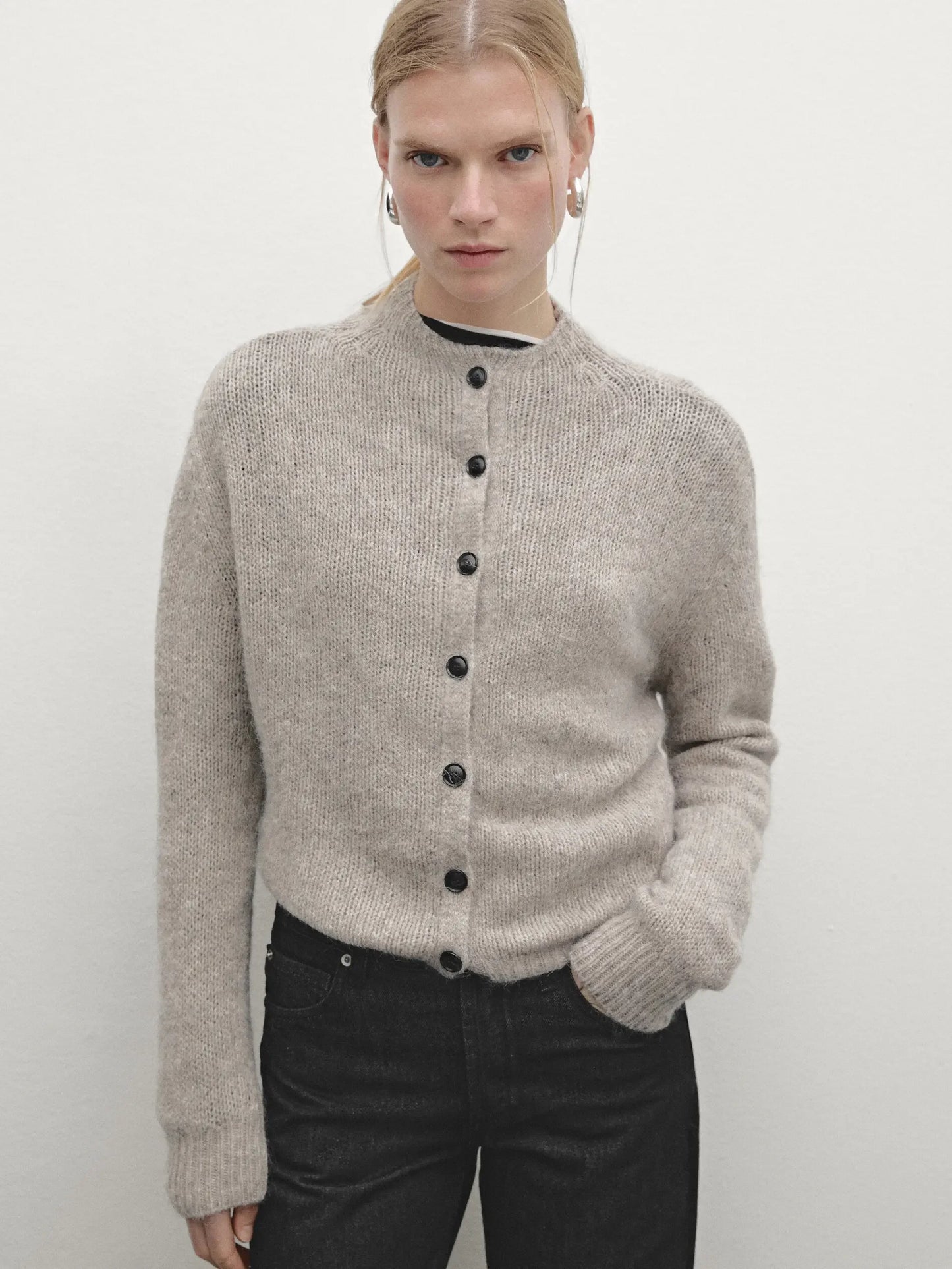 Ethereal costume 2026 MD YAZHIMEI spring new style of Women's Casual minimalist commuter style semi-turtleneck knit cardigan