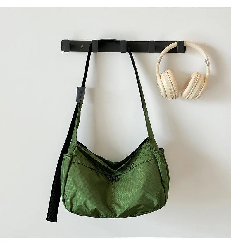 Outdoor Portable Crossbody Bags for Men and Women Commuter Waterproof Youth Shoulder Bag Solid Color Lightweight Female Tote