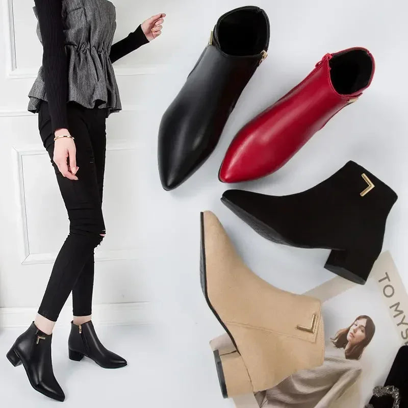 Short women's boots 2025 autumn/winter new Korean version medium thick heel short boots with zipper frosted face pointed single
