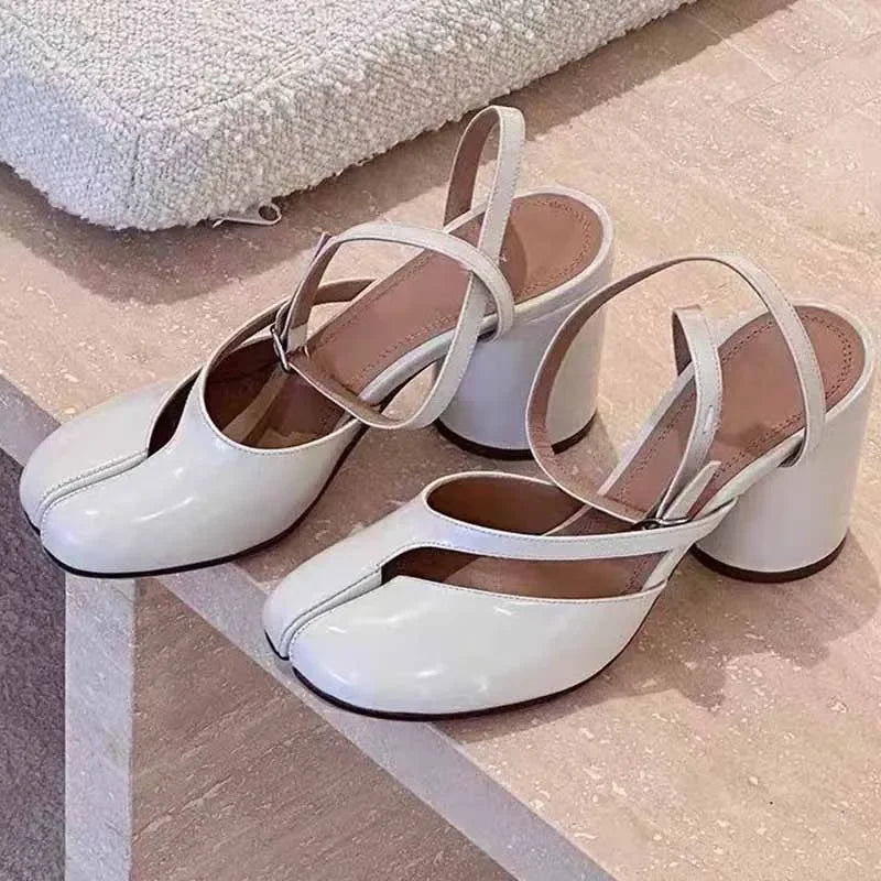 New Fashion Patent Leather Cross Belt Tabi Women's Pumps Spring and Summer Slingbags Split Toe Thick High Heels Chunky Shoes