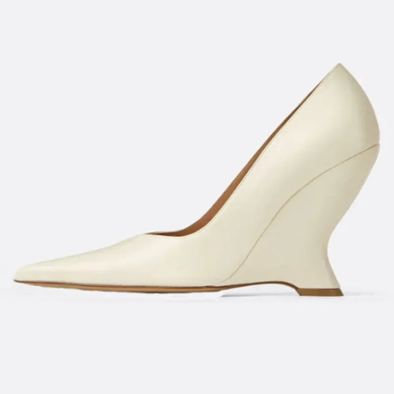 Summer 2024 New High Heels Thick Sole Thick Heel Lacquer Leather Shallow Mouth Pointed Fashion Sexy Women's Oversized Shoes