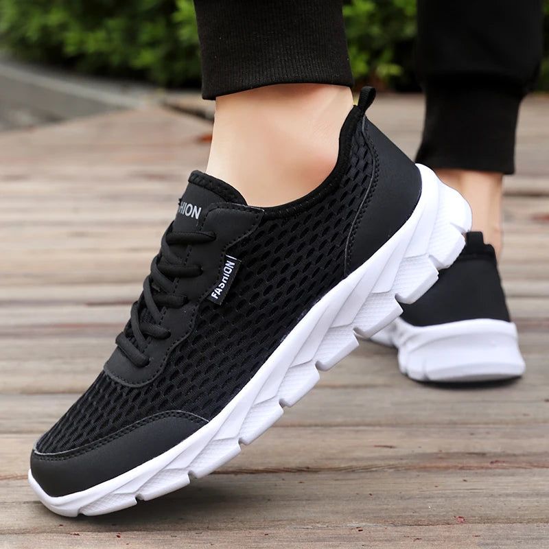 New Running Shoes for Men Comfortable Sports Shoes Lightweight Fashion Summer Plus Size 38-48 Breathable Sneakers for Men