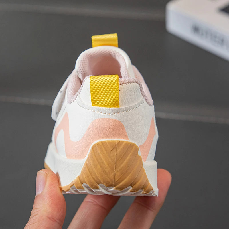 Kids New Fashion Cartoon Casual Shoes 2026 Breathable Non Slip Lightweight Comfortable Design Sneakers Girls Boys Outdoor Shoes