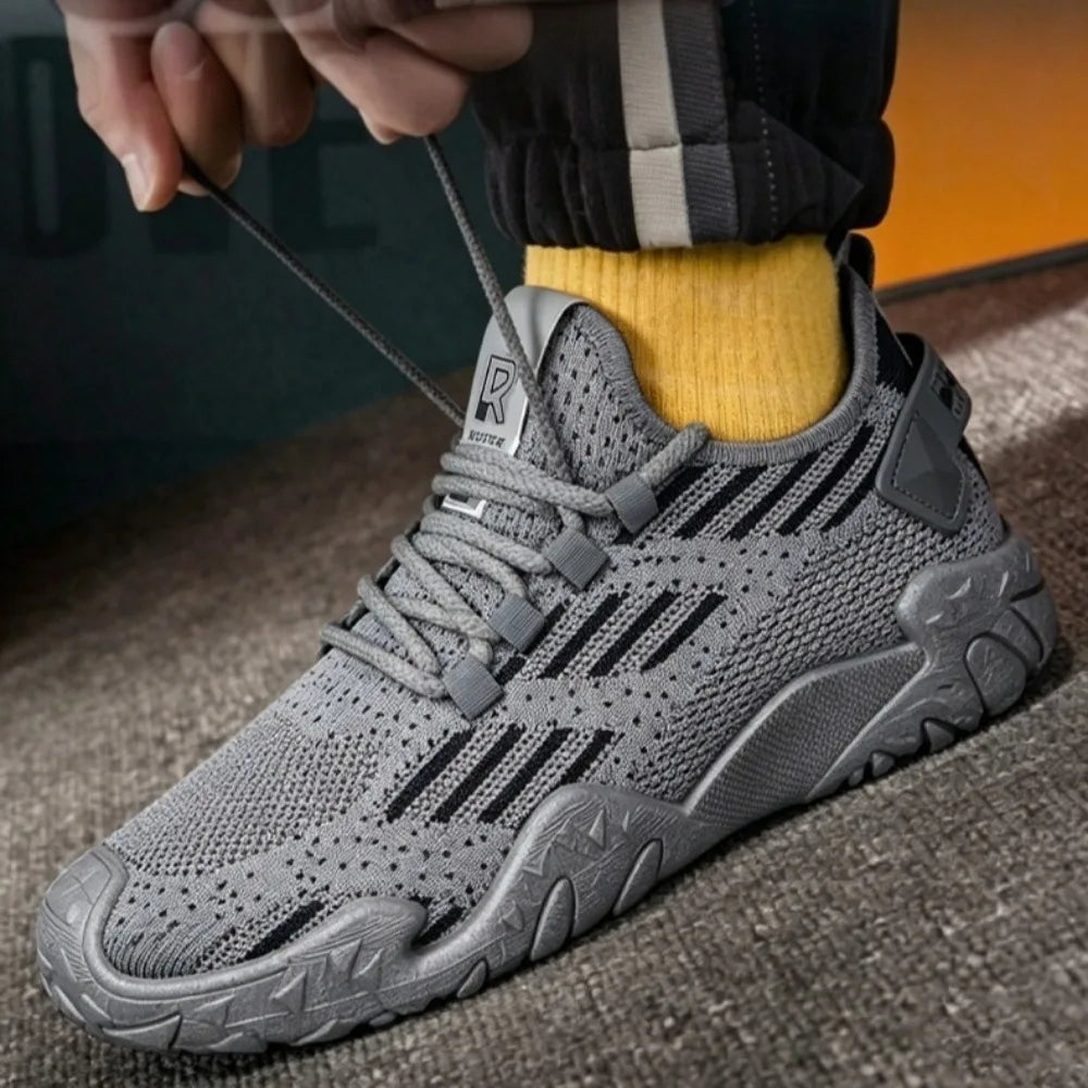 2026 New Men Shoes Breathable Non-slip Hollow Out Outdoor Running Shoes Trendy Sports Casual Sneakers