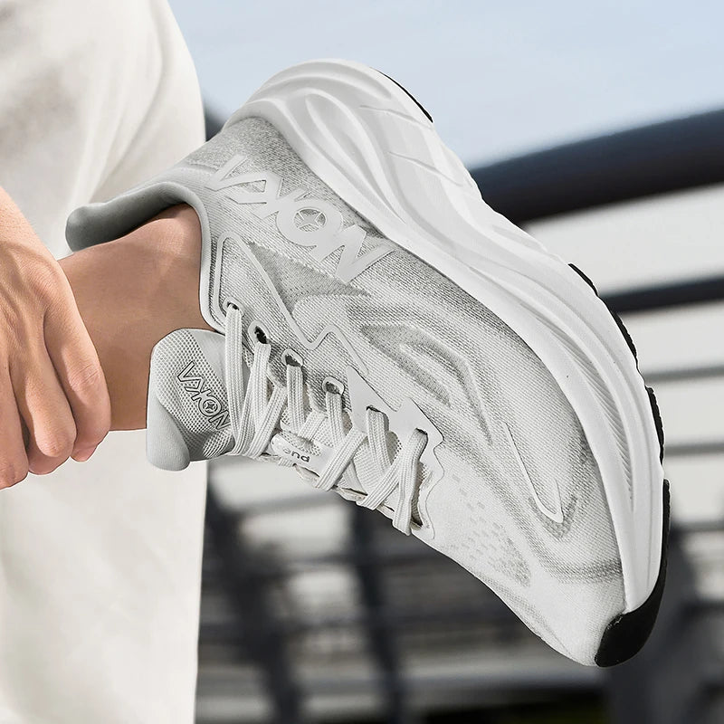 Men'S Spring And Autumn Sports Running Shoes Outdoor Comfortable Breathable Soft Soled Height Raising Casual Men'S Shoes 39-45