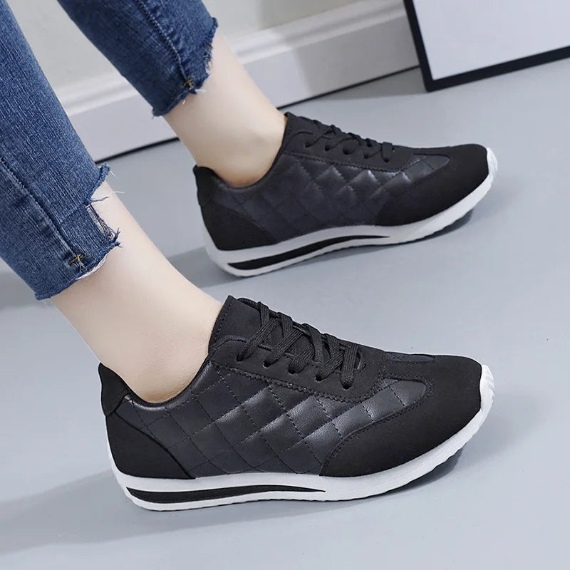 Spring Women's Sneakers Fashion Ladies Vulcanize Shoes Outdoor Running Walking Female Shoes Comfort Lightweight Sneakers