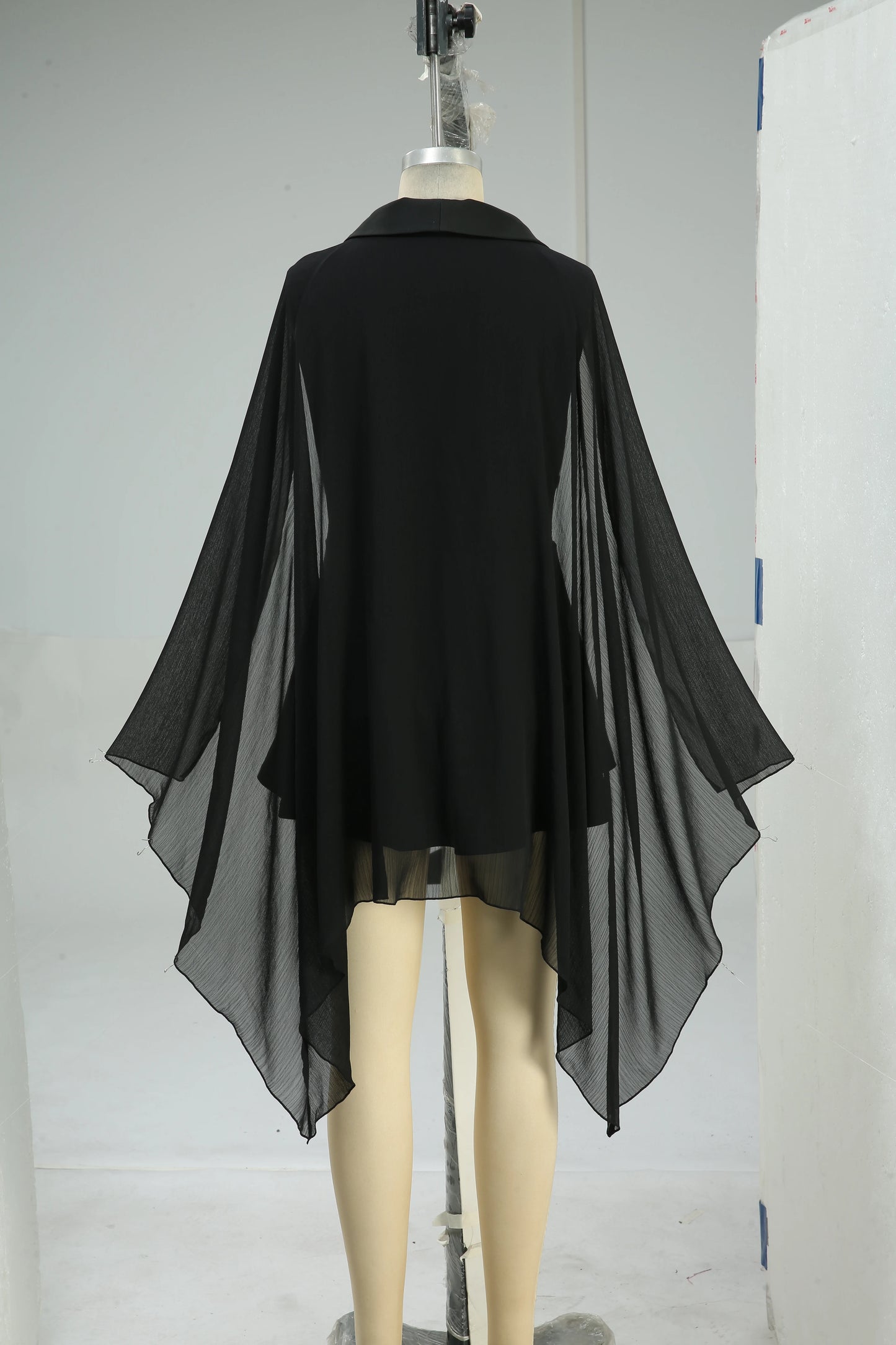 Gothic Coats For Women Plus Size Black Lace Up Skull Zipper Chiffon Bat Sleeves Coat Spring Autumn SY2 Outwears