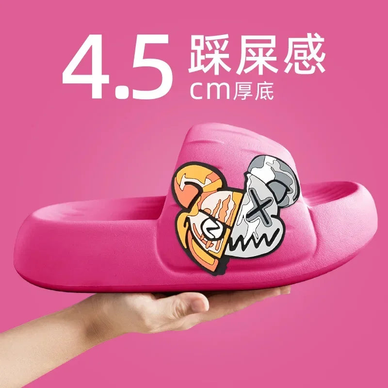 Men's Slippers Cool Bear Stickers Thick-soled Soft Women's Sandals Bathroom Beach Indoor Outdoor Men's Slippers Non-slip2024