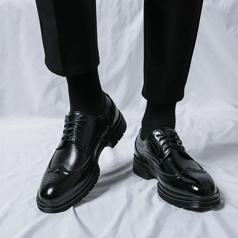 2025 Shoes Men Fashion Soft Moccasins Men Loafers High Quality Leather Tassel Shoes Mens Flats Driving Shoe Plus Size 46