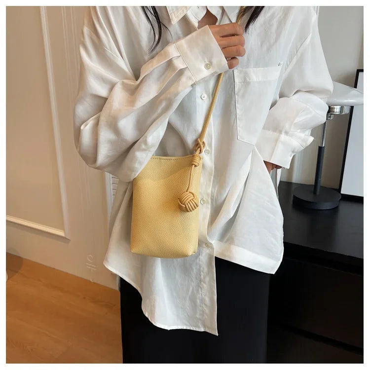 Women Handbags Female Pu Leather Shoulder Bags Luxury Large Capacity Crossbody Bags Solid Flap for Women Portable Phone Purse