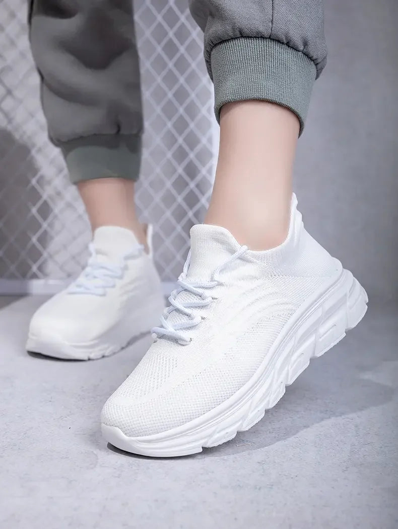 Men's Gray Running Shoes - Breathable Mesh Lace Cushioned Flat Boots Lightweight Sports Training Shoes Casual Style Design Shoes