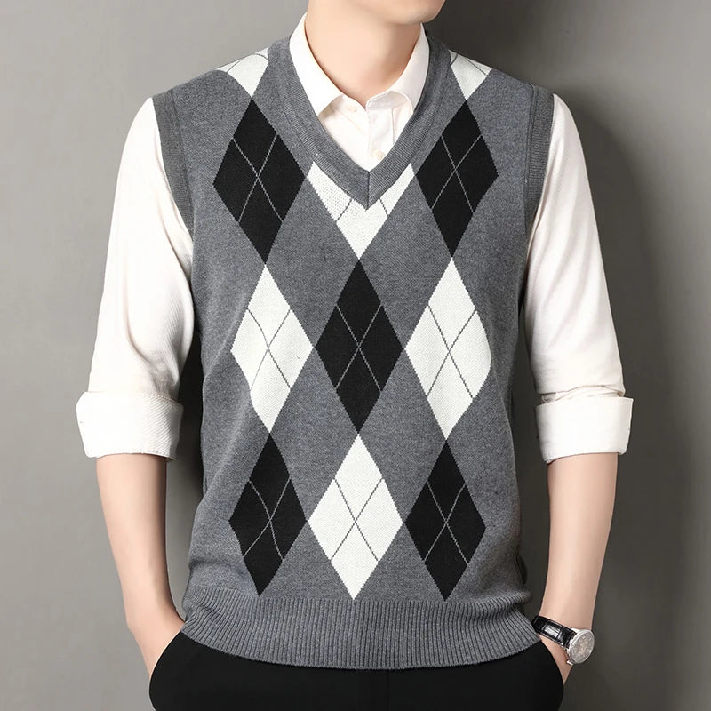 Mens Business Casual Knit Vest Classic Argyle Light Weight Knitwear Suit Vest Versatile Sleeveless Pullover Vests