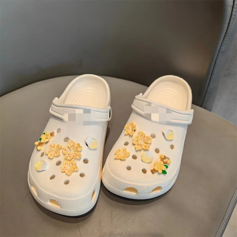 New Hot Fashion shoe Charms for Creative Branches and Flowers Clogs Shoe Buckle Cute shoe Accessories Decoration for Girls Gift