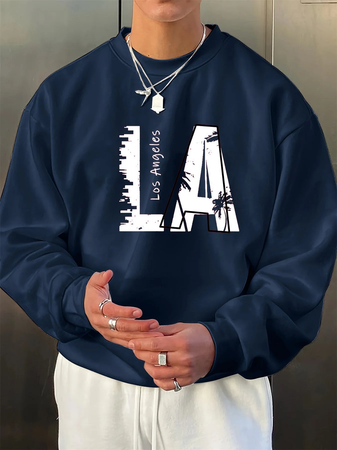 Men's autumn and winter fashionable casual loose Los Angeles LA letter graphic printed long sleeved round neck sweatshirt
