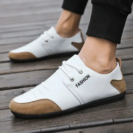 Flat Men Shoes Leisure Leather Shoes for Men White Footwear 2025 Summer Trend Breathable Soft Casual Sneakers British Peas Shoes