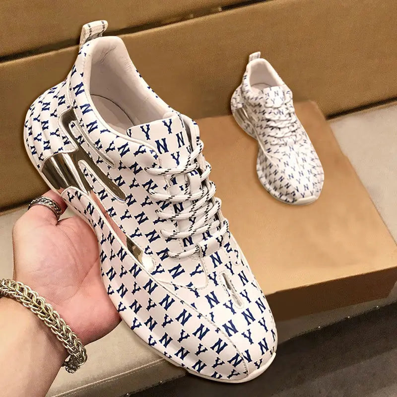 Brand Men Sneakers Fashion Print Casual Shoes Men Breathable Lace Up Running Shoes Luxury High Quality Men Sport Shoes 2026 New