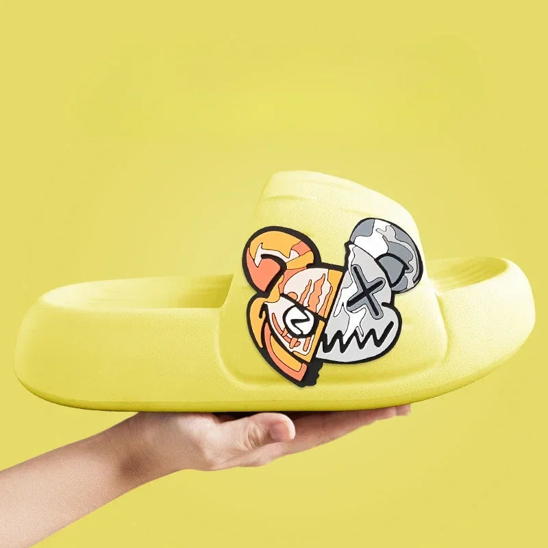 Men's Slippers Cool Bear Stickers Thick-soled Soft Women's Sandals Bathroom Beach Indoor Outdoor Men's Slippers Non-slip2024