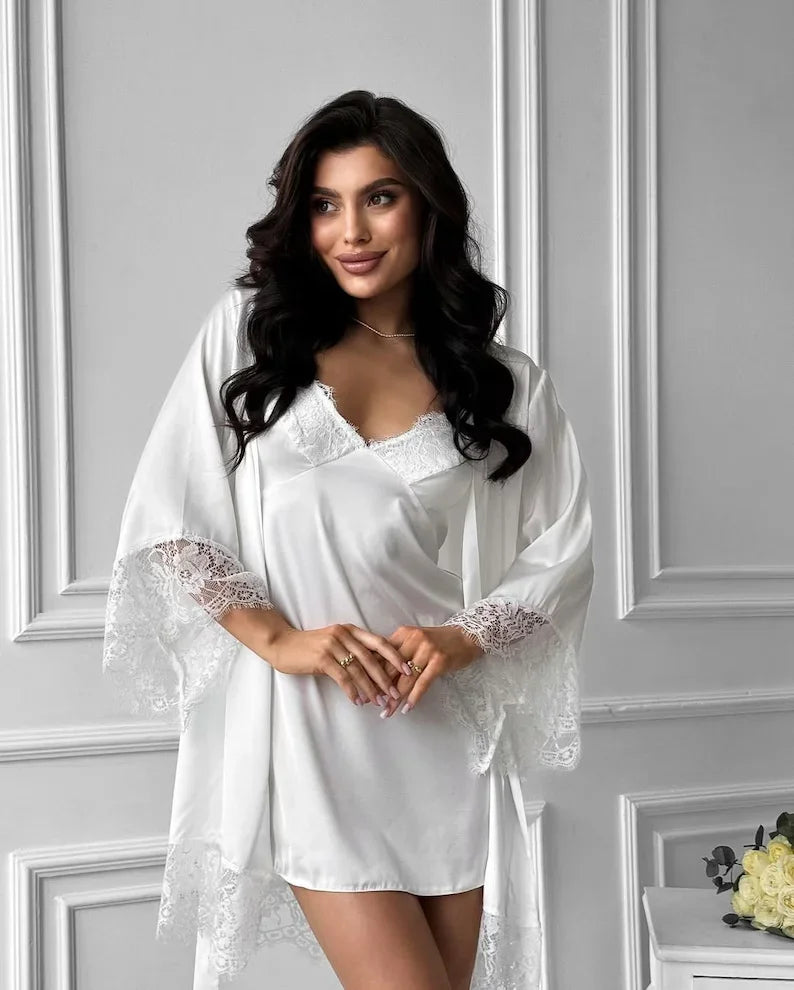 Women's Sexy Night Gown Robe V-Neck Satin Lace Bathrobe Half Sleeve Nightdress Female French Sexy Silky Satin Sleepwear