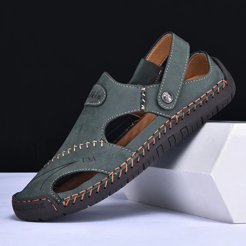 New Handmade Summer Sandals Men Breathable Leather Shoes Man Outdoor Men Sandals Antiskid Beach Sandals Hollow Shoes Footwear