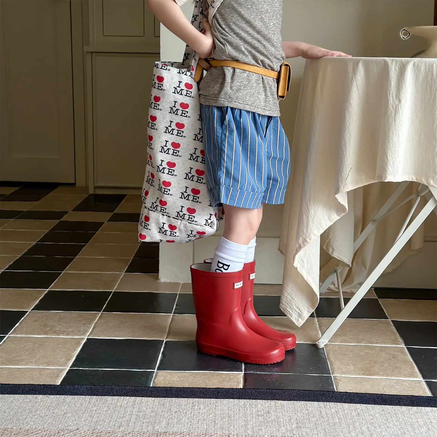2026 Summer New Children Casual Striped Shorts Boys Girls Loose Shorts Thin Cotton Toddler Pants Fashion Kids Clothes