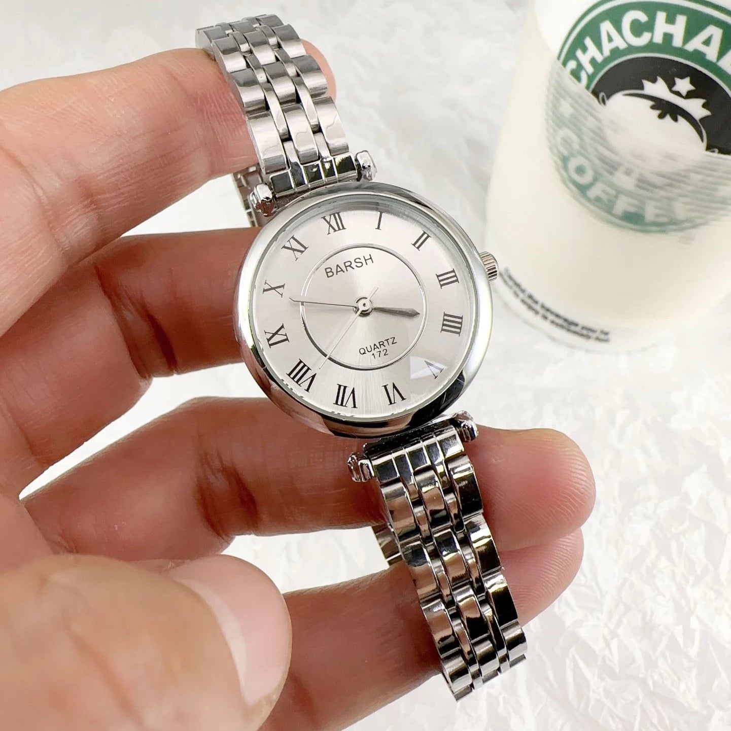 UTHAI New Women's Watch Steel Strap Exquisite Ladies' Watches Simple Thin Compact Fashion Wrist Watch Clock