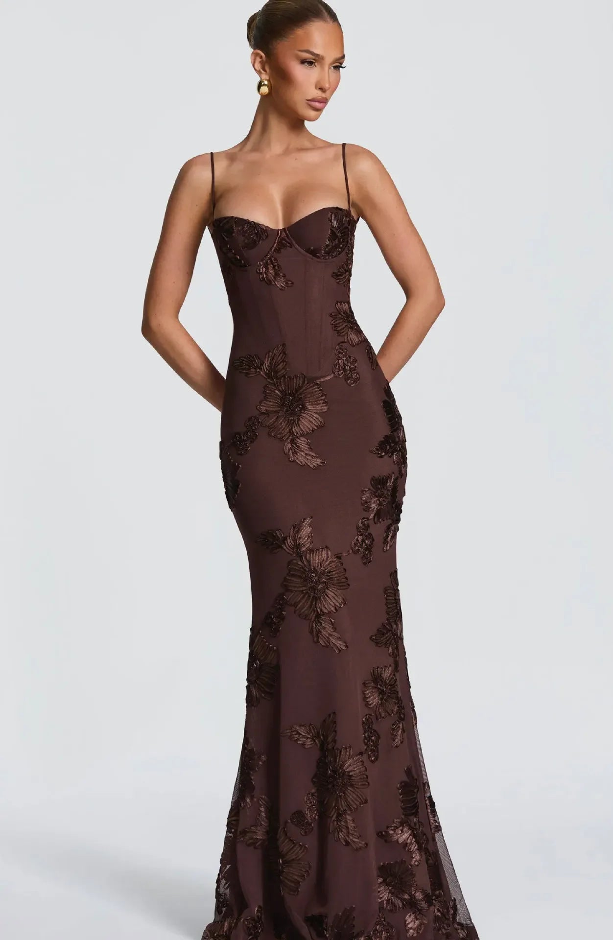 Elegant Women 3d Embroidery Floral Long Dress Women Backless Cross Tied Spaghetti Strap Robe Slim Floor Length Evening Dresses