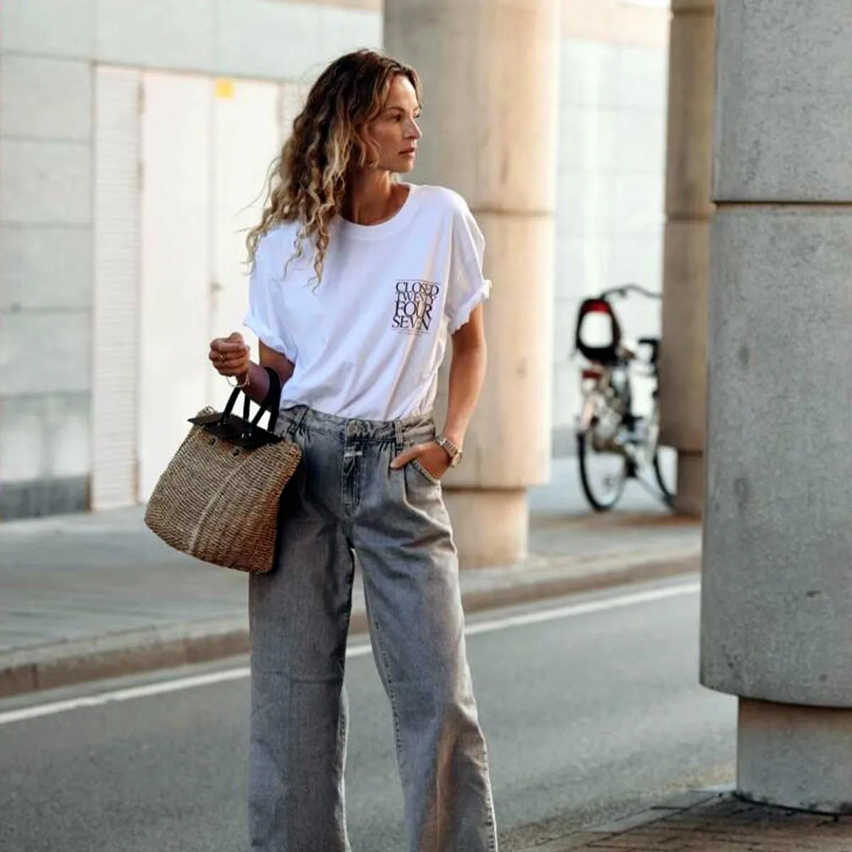 Closed Twenty Four Seven International Letters Printing Women Slogan T Shirts White Loose Cotton Summer Short Sleeve Casual Tees