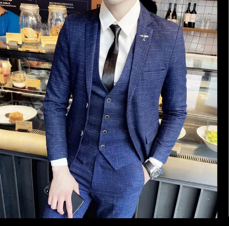 2023 Men's British Fashion Three-piece Set Slim Fit Suit Vest Trousers Ensemble Handsome Trendy All-in-one Banquet Blaze