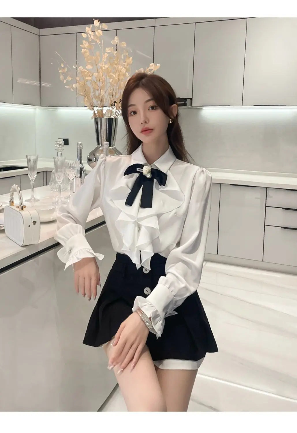 White Shirts Woman Lace Ruffles Blouses Sweet Female Peter Pan Coller Crop Long Sleeve Tops Preppy Ladies Temperament Tops Q190