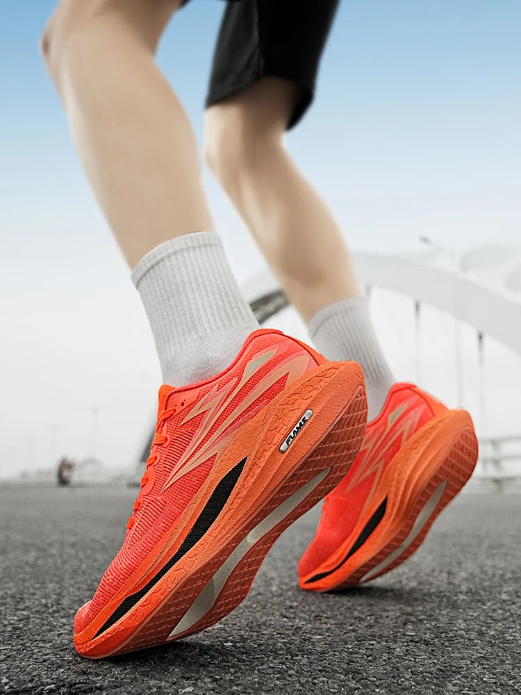 Men Running Shoes New Carbon Board Marathon Sports Shoes Breathable Lightweight Trend Women's  Athletic Sneakers