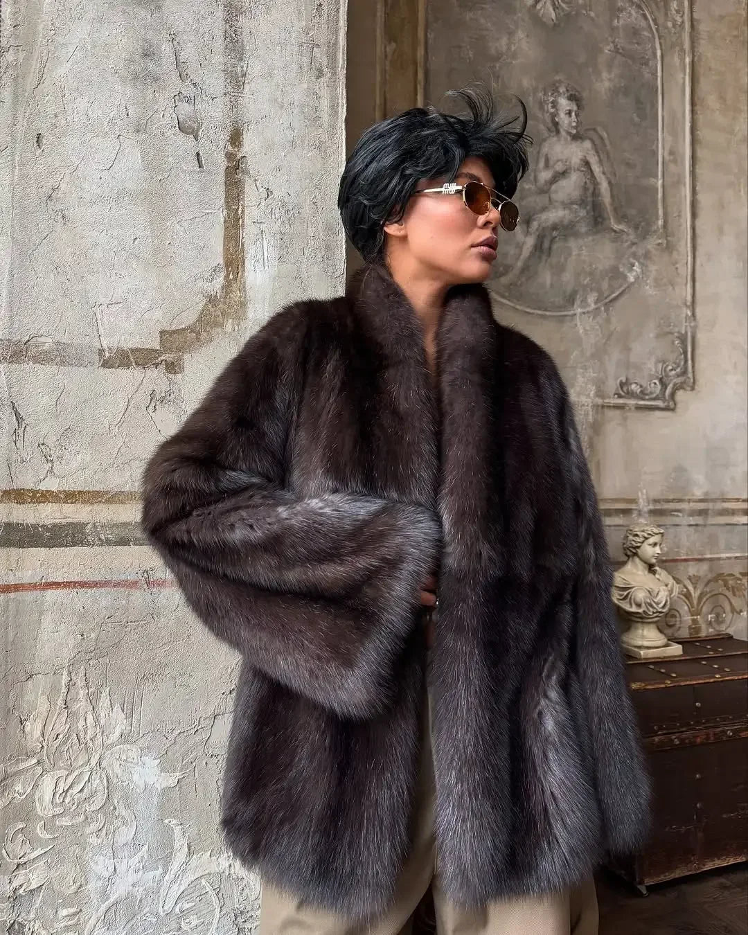 Women Thick Faux Fur Coat Lapel Hidden Button Loose  elegant lady Outerwear 2025 Fashion Female Street Commute Overcoat New