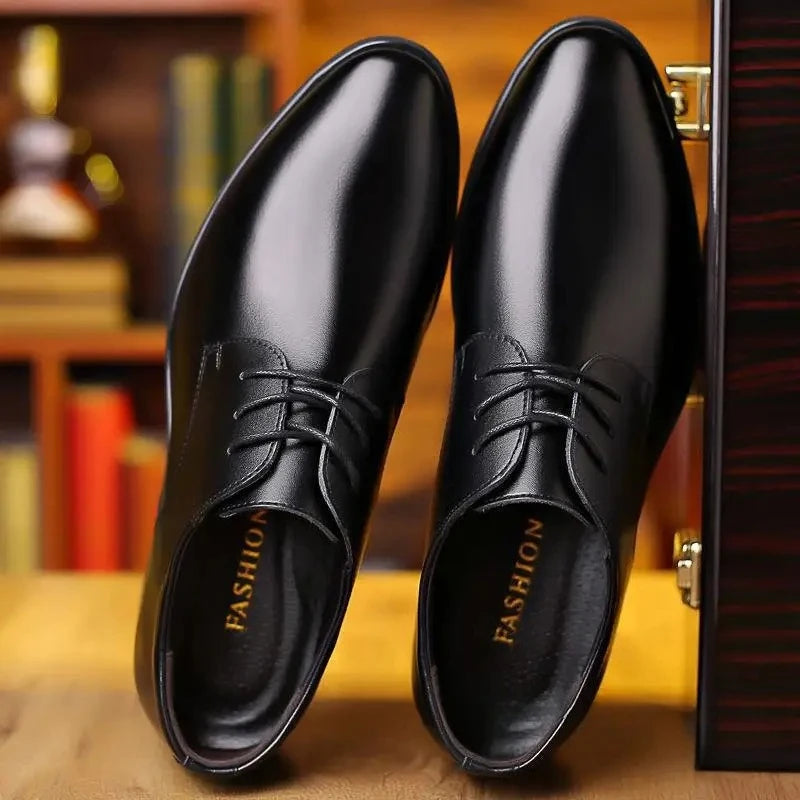 Fashionable Men's Leather Shoes Trendy Cowhide Men sneaker British Formal Men's Leather Shoes Soft Lace-up Leather Shoes for Men