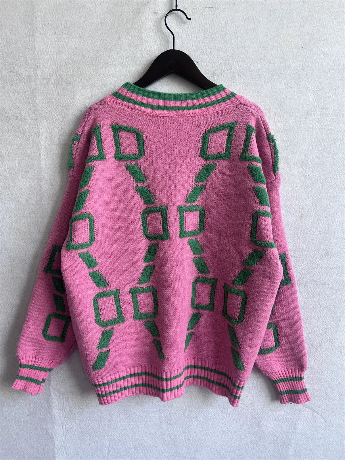Autumn Winter Jacquard Knitted Coat Women Fashion V-neck Long Sleeve Single Breasted Knitting Cardigan Coats Female Streetwear